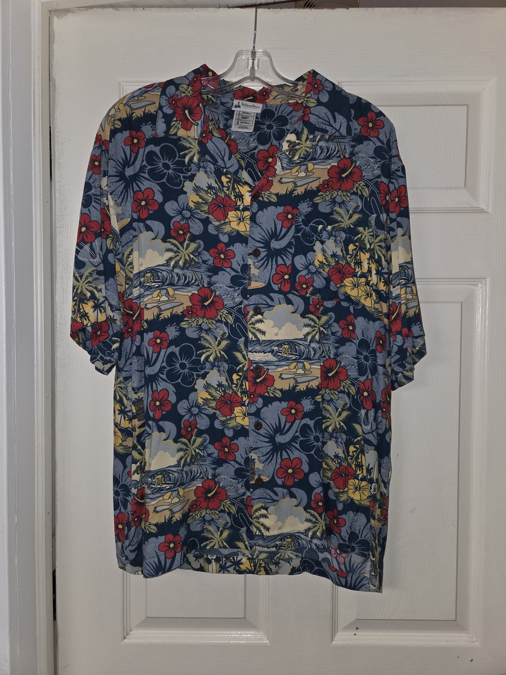 Disney Parks Mens Medium Donald And Mickey SS hawaiian Shirt